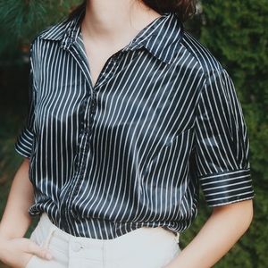 🚫SOLD🚫New York & Company Striped Silky Shirt